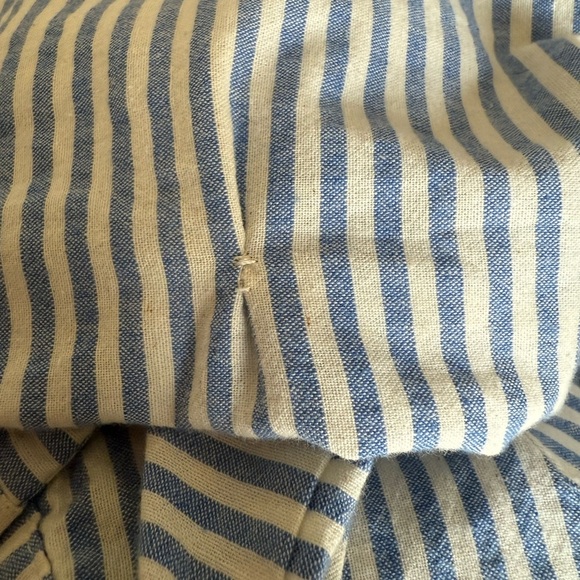 Lili’s Closet | Striped Button Down Blue & White Shirt | 100% Cotton | Sz M - Picture 8 of 8